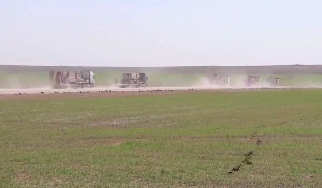 U.S. reinforcements transferred from Iraq to the 'Qasrak' base in eastern Syria. Logistic movement in preparation for regional operations.