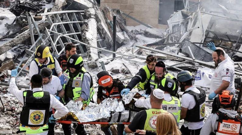 #iSRAELE BOMBARDAMENTI IRANIANI